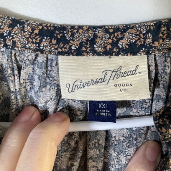 Womens Universal Thread Ditsy Floral Prairie Top Black Peach 2XL Cotton Rayon - Picture 6 of 7